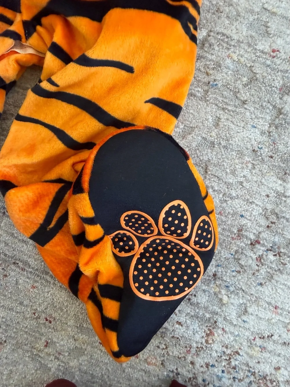 Spirit Baby Tiger Halloween Costume 12-18M Plush Hooded Footed Jumpsuit